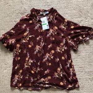 Jolt floral button up top